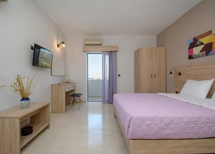 Ξενοδοχείο με διαμερίσματα Sirene Διακόφτι